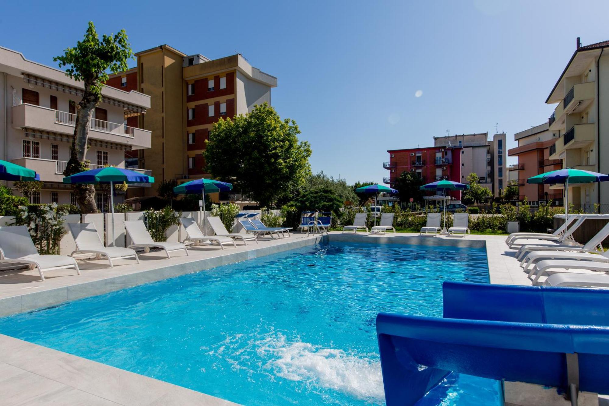 Clubhotel Residence 체제나티코 외부 사진